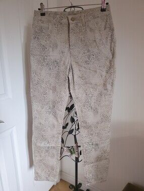 NWOT Animal‎ Print Skinny Jeans